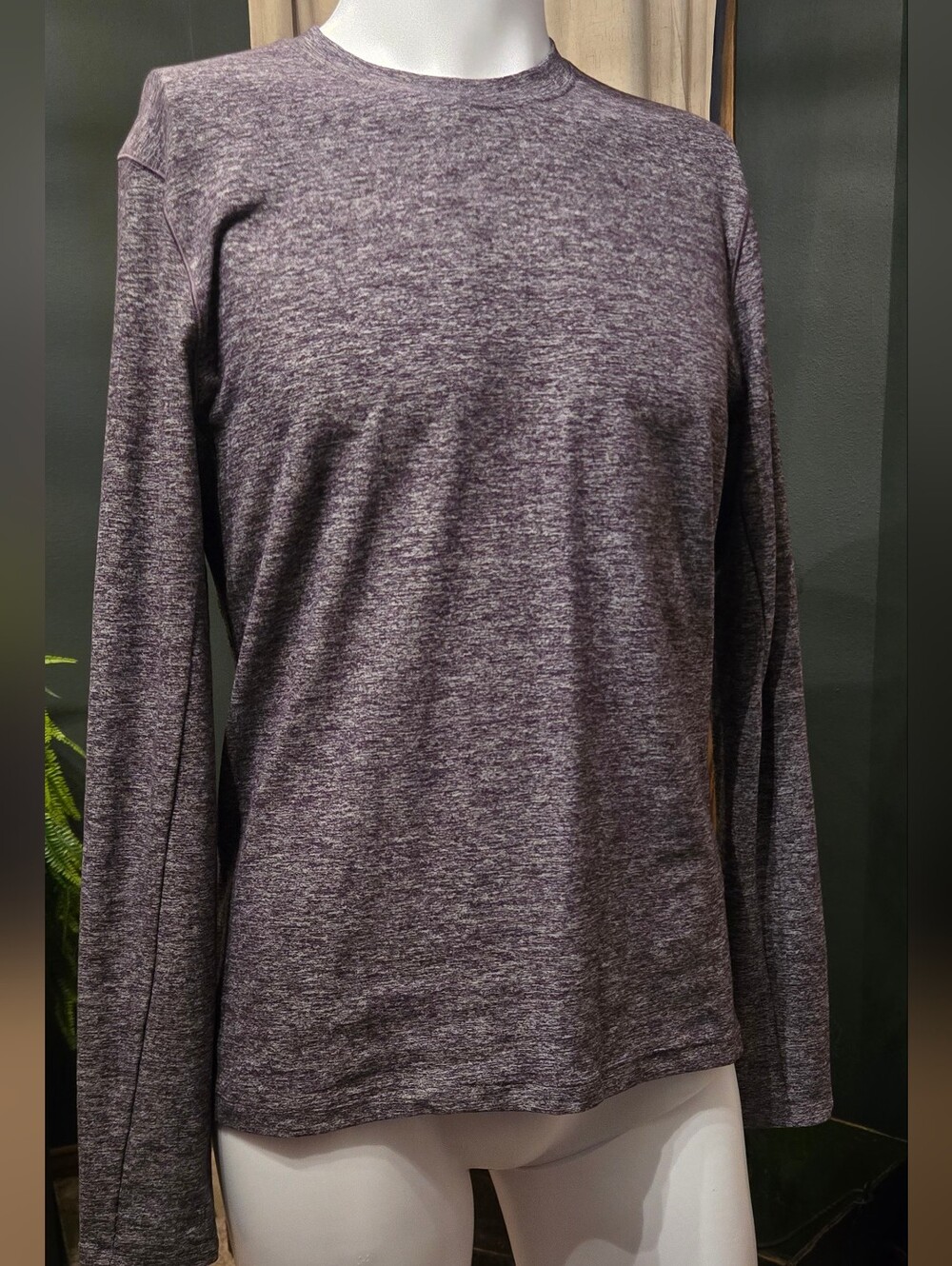 Lululemon Men's Surge Warm Long Sleeve Size Medium